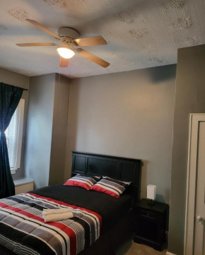 Queen Room, airport location, free wifi
